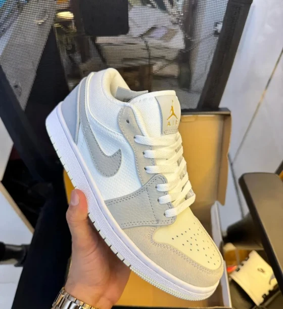 Nike PARIS LOW SHOES first copy