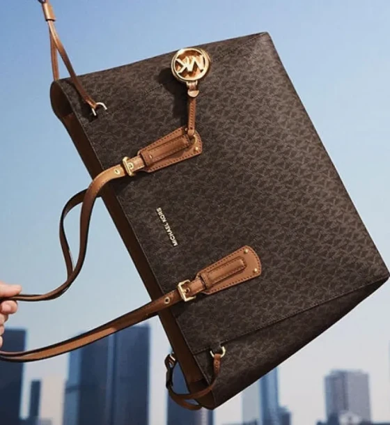 Michael Kors Voyager Coffee Signature Tote Bag first copy