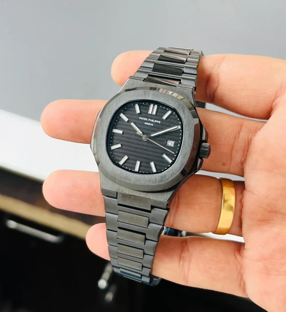 Patek Philippe PP Nautilus Quartz Men's Watch first copy