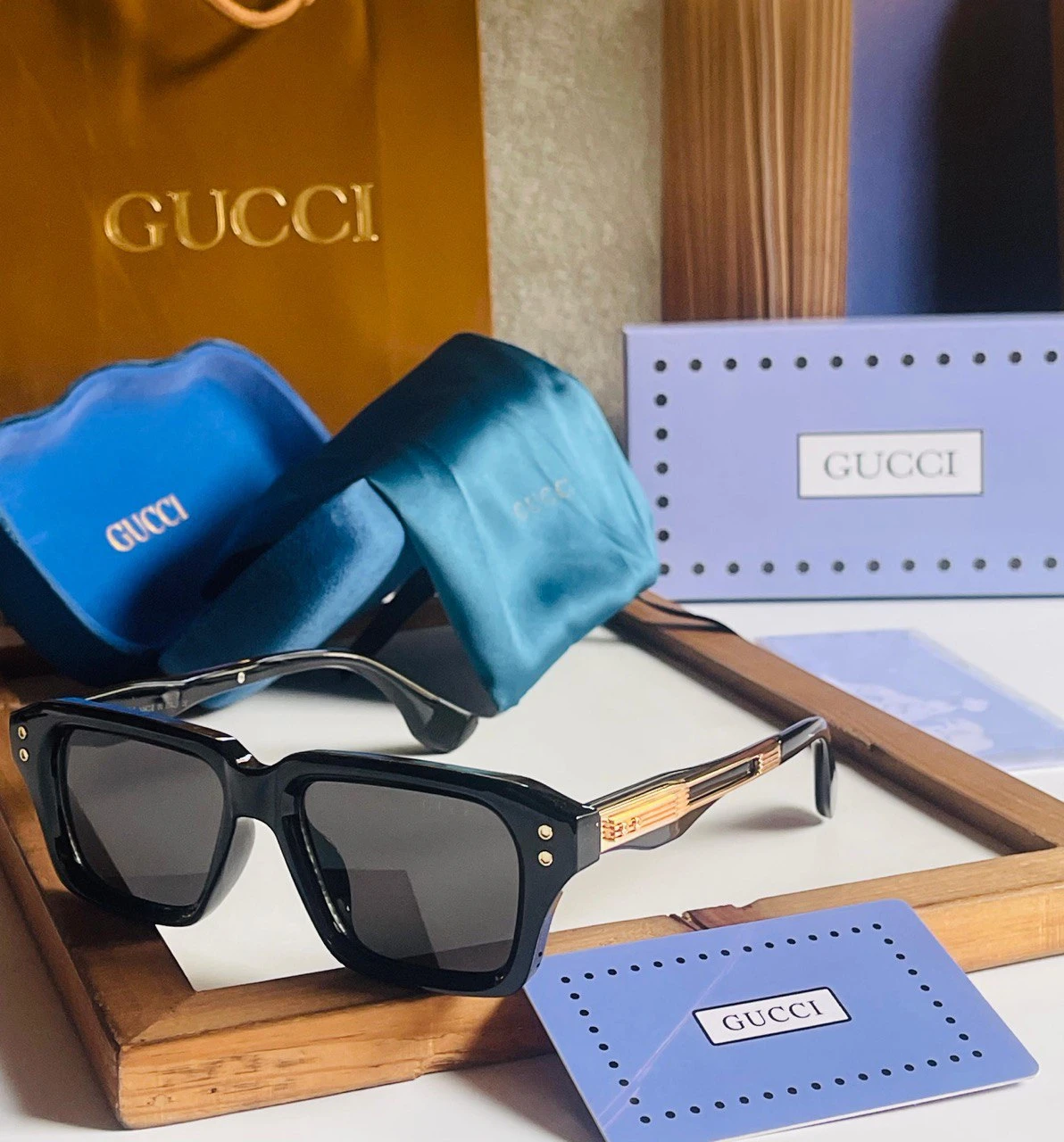 GC070 SUNGLASSES