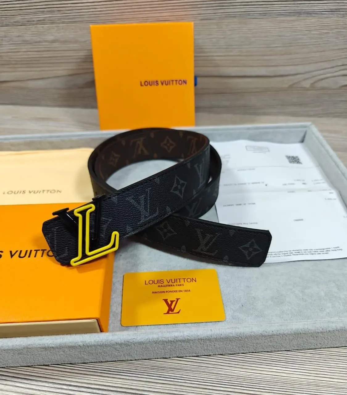 Louis Vuitton Reversible Belt