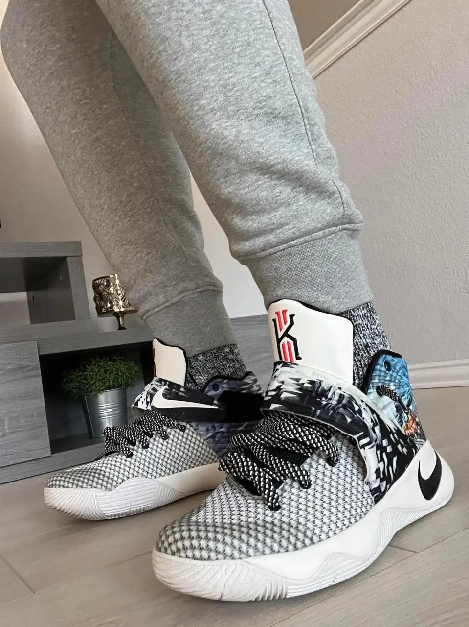 KYRIE 2 Inferno SHOES