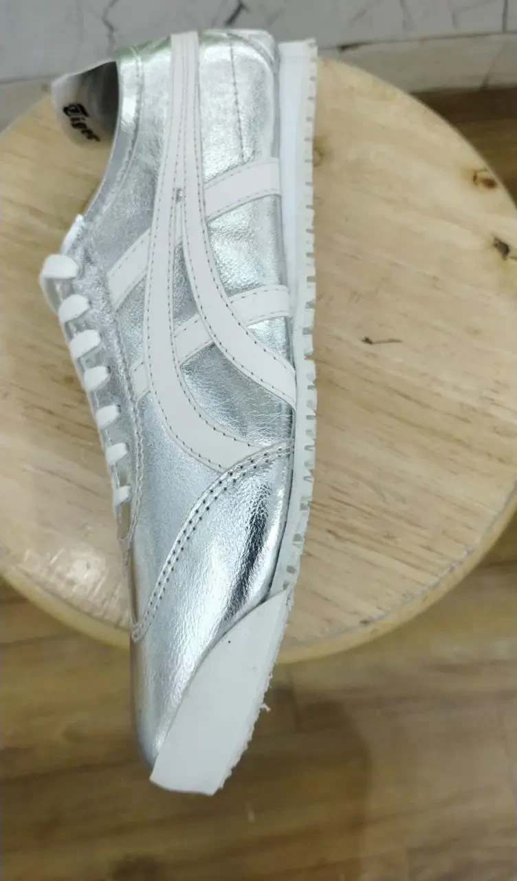 Onitsuka Tiger Tiger Metallic Shoes - Option 4